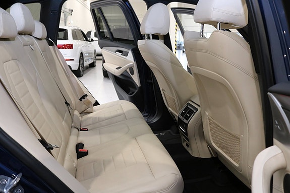 BMW X3 19 of 30