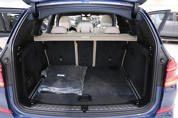 BMW X3 21 of 30