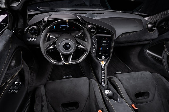 McLaren 750S 21 of 28