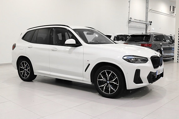 BMW X3 2 of 28