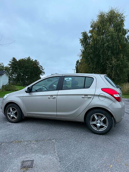 Hyundai i20 3 of 5