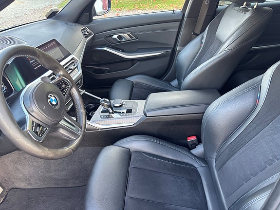 BMW 330e 6 of 9