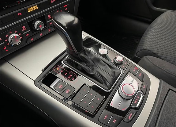 Audi A6 4 of 8
