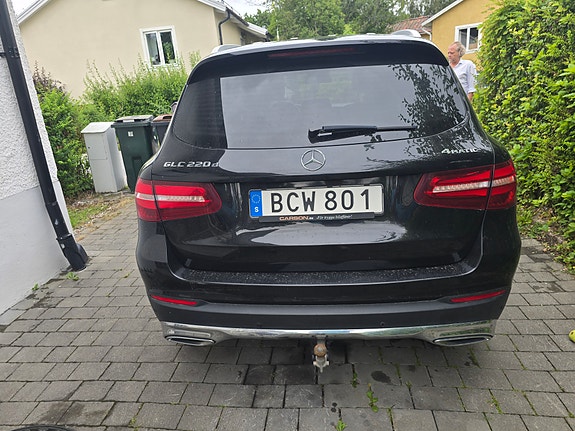 Mercedes-Benz GLC220 d 2 of 4