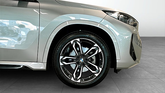 BMW X1 9 of 9