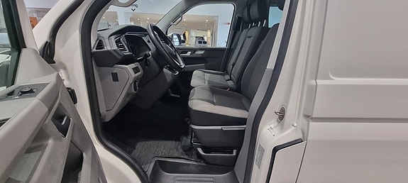 Volkswagen Transporter 9 of 11