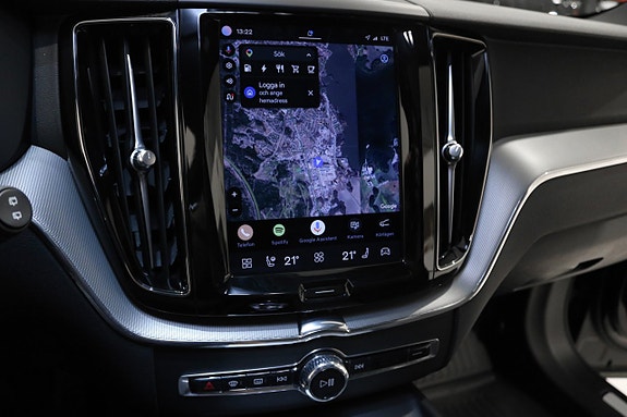 Volvo XC60 25 of 30