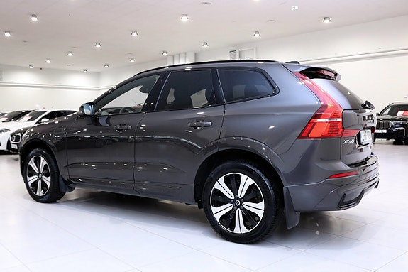 Volvo XC60 4 of 30