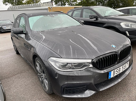 BMW 530d 2 of 5
