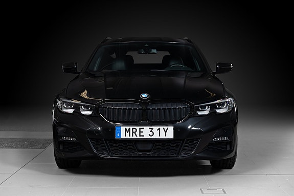 BMW 330e 4 of 21