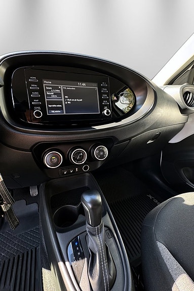 Toyota Aygo X 14 of 23