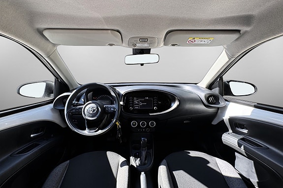 Toyota Aygo X 17 of 23