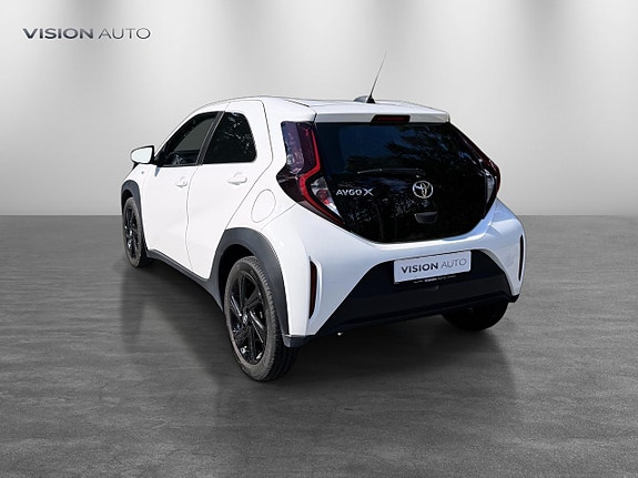Toyota Aygo X 7 of 23