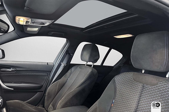 BMW M140i 15 of 19