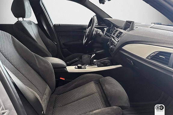 BMW M140i 5 of 19