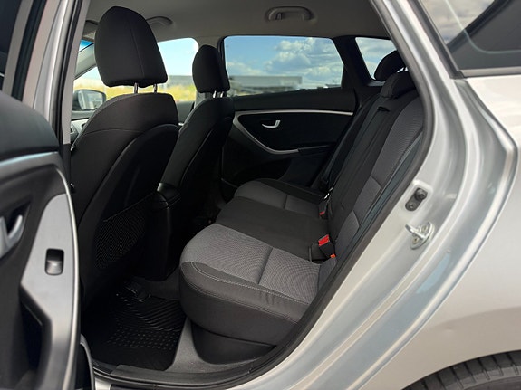 Hyundai i30 15 of 26