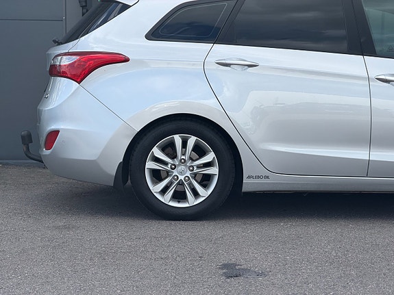 Hyundai i30 7 of 26