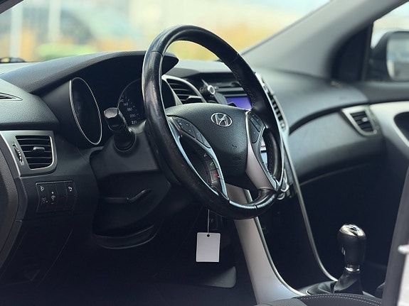 Hyundai i30 13 of 26