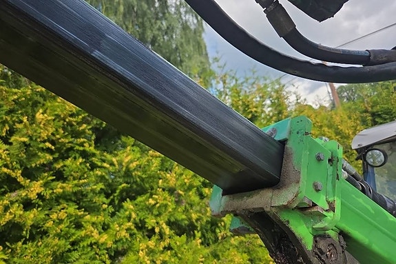 Avant 630 Kompaktlastare med hytt och värme 18 of 24