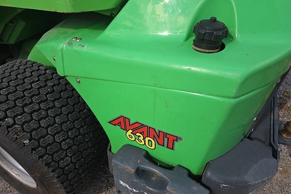 Avant 630 Kompaktlastare med hytt och värme 15 of 24