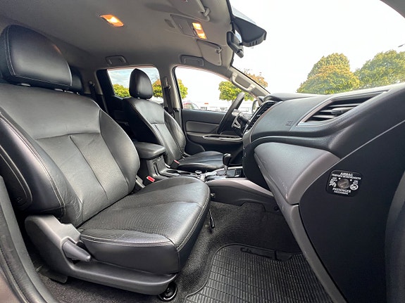 Mitsubishi L200 16 of 30