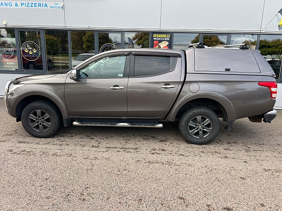 Mitsubishi L200 7 of 30