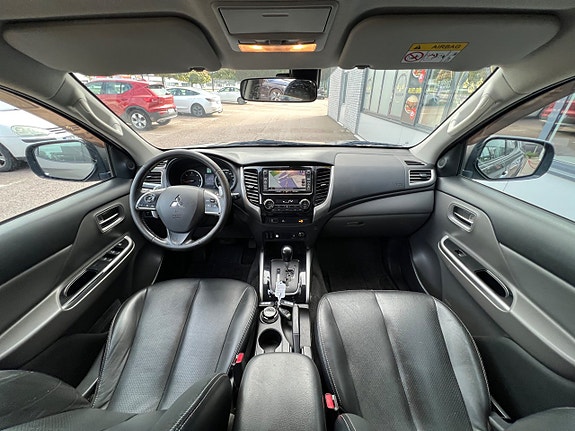 Mitsubishi L200 10 of 30