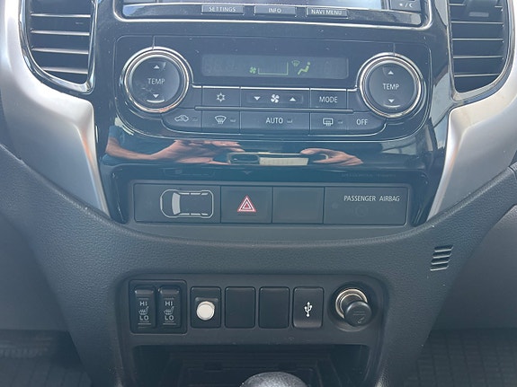 Mitsubishi L200 27 of 30