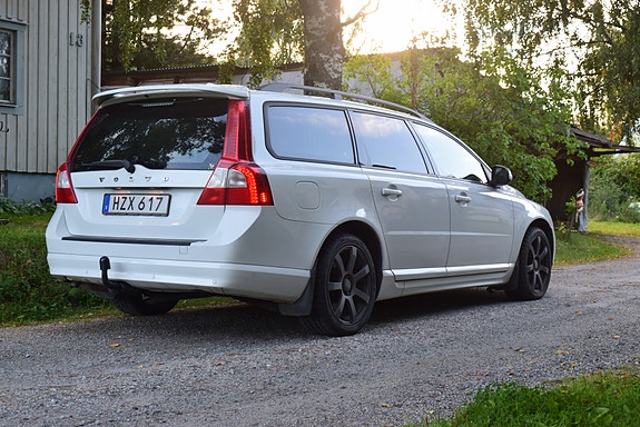 Volvo V70 5 of 12