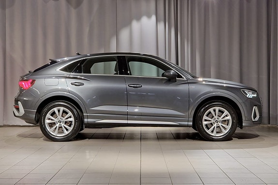 Audi Q3 3 of 16