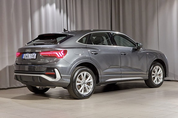 Audi Q3 4 of 16