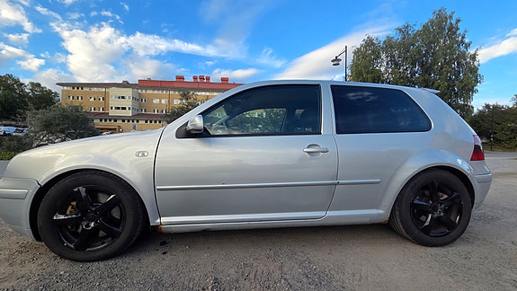 Volkswagen Golf IV 5 of 6