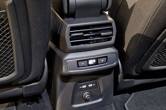 Audi Q4 e-tron 16 of 16