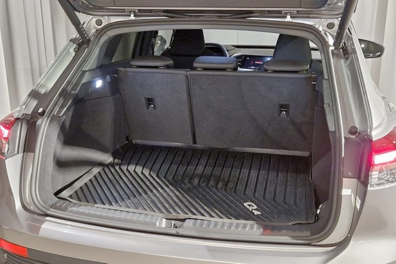 Audi Q4 e-tron 5 of 16
