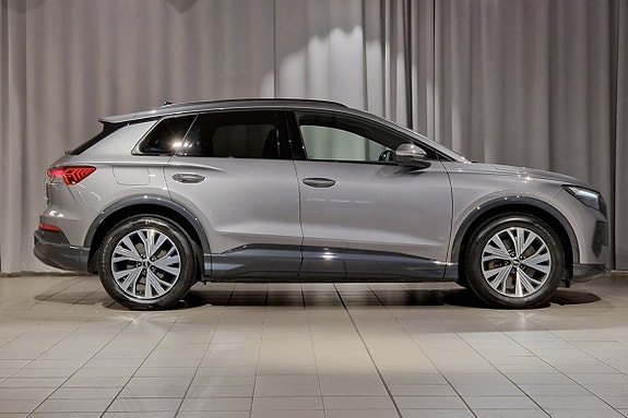 Audi Q4 e-tron 3 of 16