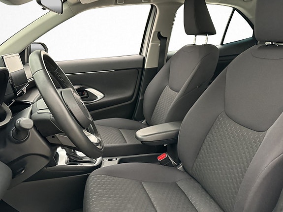 Toyota Yaris Cross 12 of 29