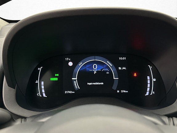 Toyota Yaris Cross 21 of 29