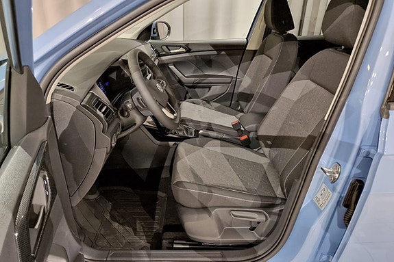 Volkswagen T-Cross 6 of 13