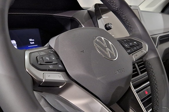 Volkswagen T-Cross 8 of 13