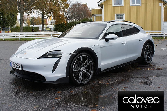 Porsche Taycan 4 6 of 17