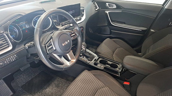 Kia Ceed 3 of 9