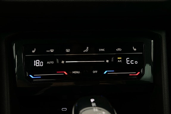 Volkswagen Tiguan 18 of 27