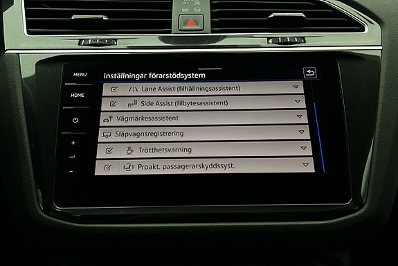 Volkswagen Tiguan 22 of 27