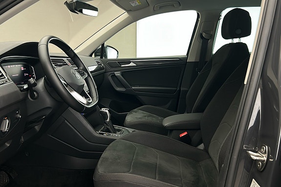 Volkswagen Tiguan 10 of 27