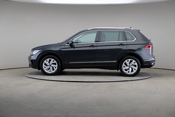 Volkswagen Tiguan 4 of 27