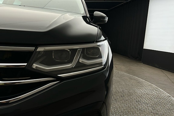 Volkswagen Tiguan 11 of 27