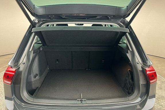 Volkswagen Tiguan 14 of 27