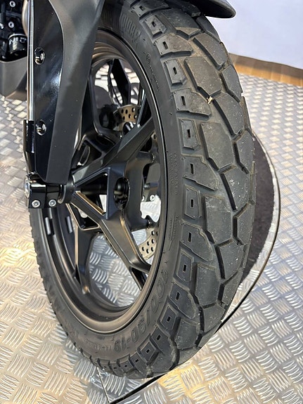 BMW F 450 GS 9 of 15