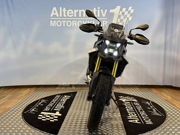 BMW F 450 GS 7 of 15
