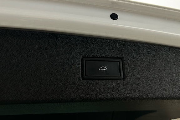 Volkswagen Tiguan 15 of 26
